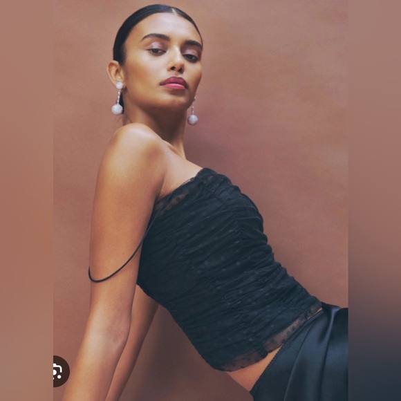 Reformation Amber Top - Black - Picture 4 of 8